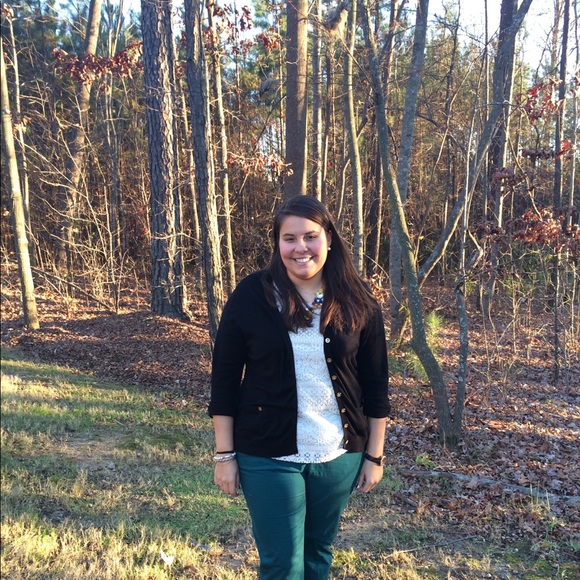 Meet your Posher, Hannah - Picture 1 of 1